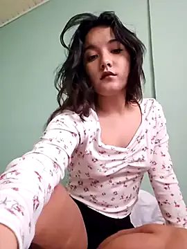 winter11 – webcam model profile photo Image 4