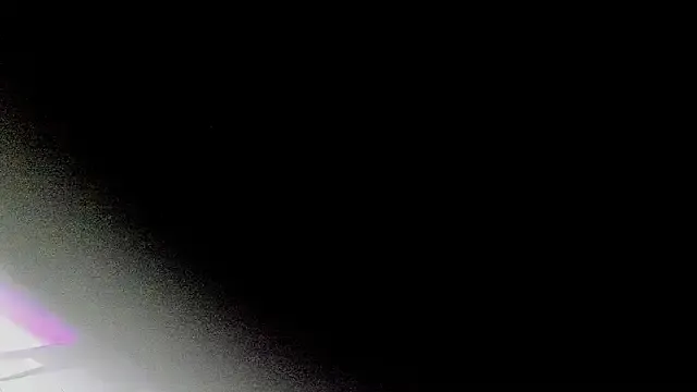 new_kessie – webcam model profile photo Image 8