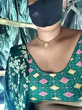 LiliBanger – webcam model profile photo Image 16