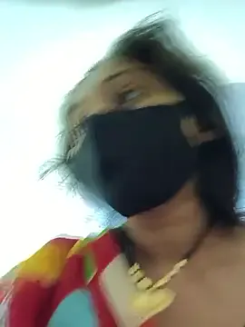 Hi_Radhika Image 7