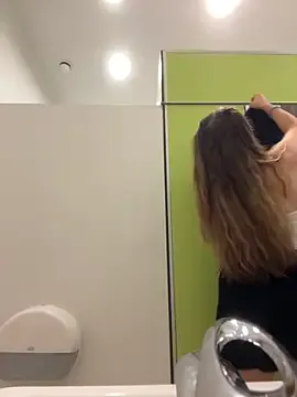 batmancatwoman17 – webcam model profile photo Image 19