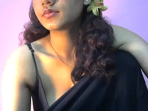 kathariine – webcam model profile photo Image 7