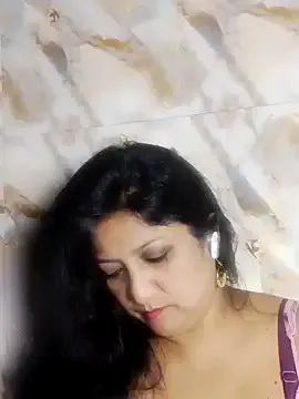 korinaluvv – webcam model profile photo Image 9