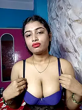 thanusi_2 – webcam model profile photo Image 3
