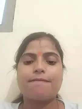 Elsieblow – webcam model profile photo Image 4