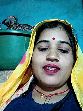 IORio2 – webcam model profile photo Image 11