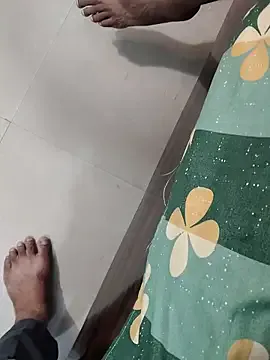 avroramy – webcam model profile photo Image 4