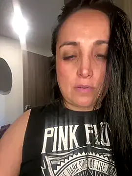 Bad_Girl_Sakura – webcam model profile photo Image 3