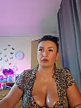 _Alice_1 – webcam model profile photo Image 14