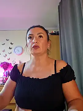 _Alice_1 – webcam model profile photo Image 19