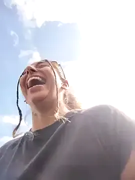 smiley_telugu – webcam model profile photo Image 9