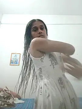 lucillabollente – webcam model profile photo Image 14