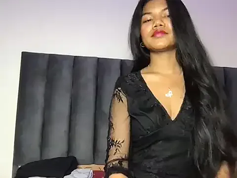SimaRoy- – webcam model profile photo Image 3
