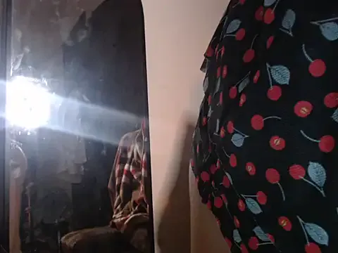 ItalianGirl – webcam model profile photo Image 16