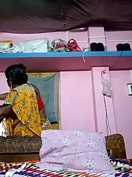 desitease – webcam model profile photo Image 10