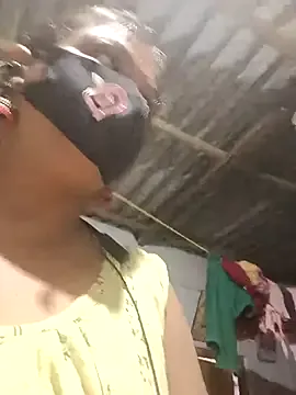 desitease – webcam model profile photo Image 19