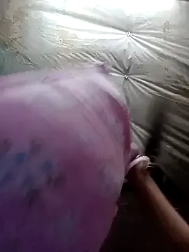 desitease – webcam model profile photo Image 6