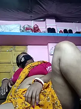 desitease – webcam model profile photo Image 7