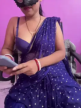 RuslanaXX – webcam model profile photo Image 5