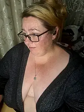 RosieCheeks_ – webcam model profile photo Image 11