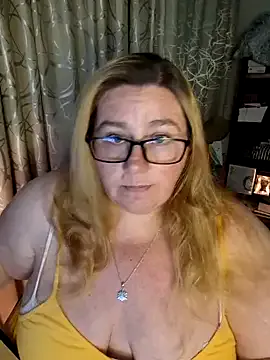 RosieCheeks_ – webcam model profile photo Image 6