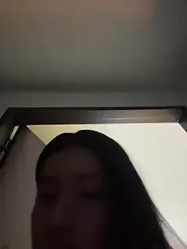 myc_hot – webcam model profile photo Image 9