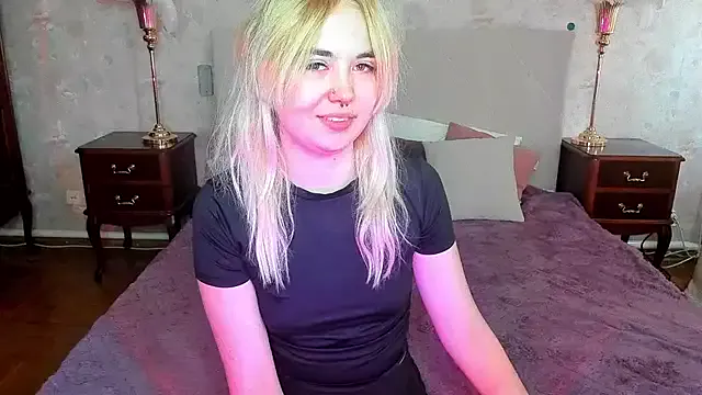 yesonee – webcam model profile photo Image 14