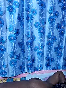 queen_kitty1818 – webcam model profile photo Image 14