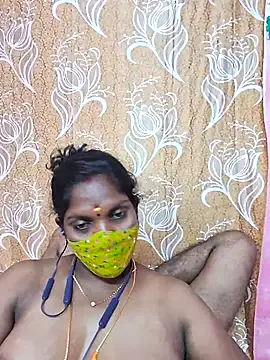 queen_kitty1818 – webcam model profile photo Image 2