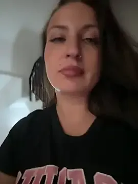 husa_Malikaa – webcam model profile photo Image 17