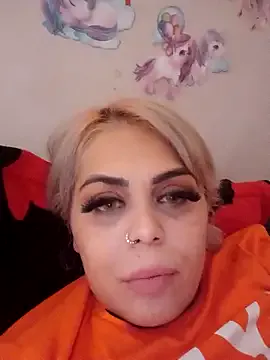 mc-Olivia – webcam model profile photo Image 6