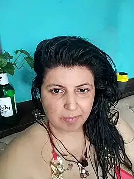krissone – webcam model profile photo Image 2