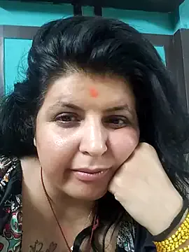 JayJayPink – webcam model profile photo Image 6