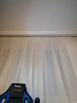 kimkatyrides – webcam model profile photo Image 14