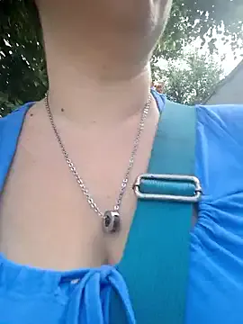 kimkatyrides – webcam model profile photo Image 18