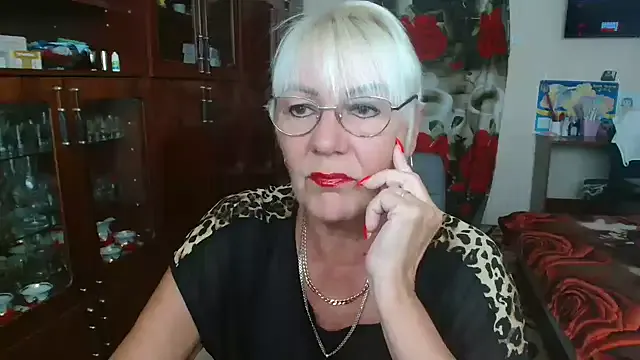 Sandhya_77 – webcam model profile photo Image 11