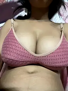 ceceliapidcock – webcam model profile photo Image 8