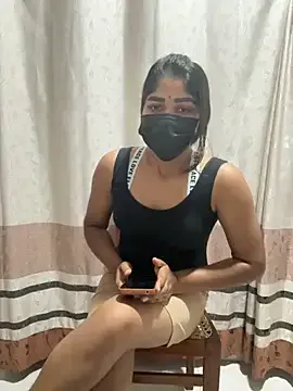 husa_Malikaa – webcam model profile photo Image 2