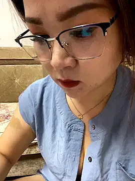 pinkadele – webcam model profile photo Image 4