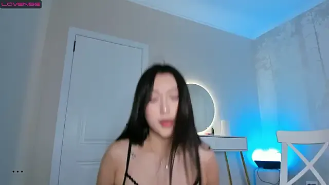 Soffy_pink – webcam model profile photo Image 10