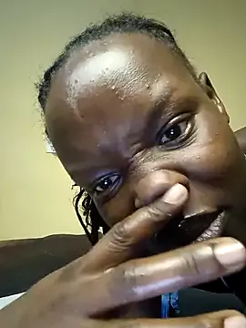 ginacali – webcam model profile photo Image 4