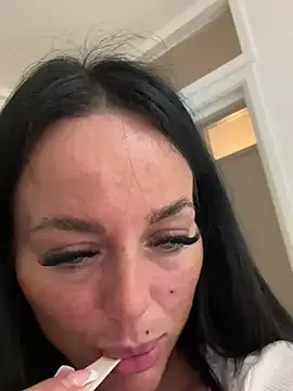 juicylucie Image 15