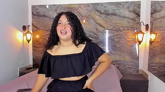 lucillabollente – webcam model profile photo Image 3