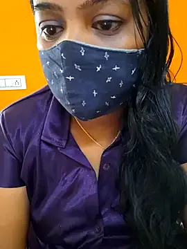 dreams4u – webcam model profile photo Image 3