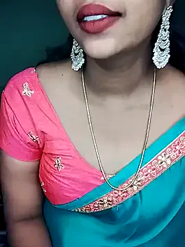 Sara_fun – webcam model profile photo Image 14