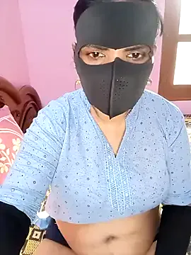 Minaaaa02 – webcam model profile photo Image 4