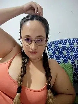 young_liza – webcam model profile photo Image 11