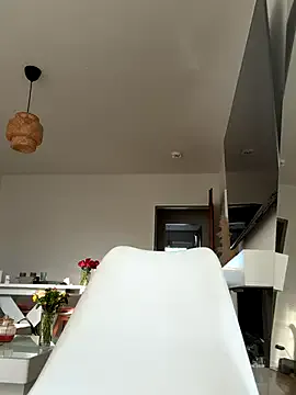 Love_Queen11 – webcam model profile photo Image 16