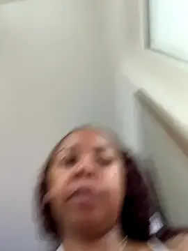 Love_Queen11 – webcam model profile photo Image 17