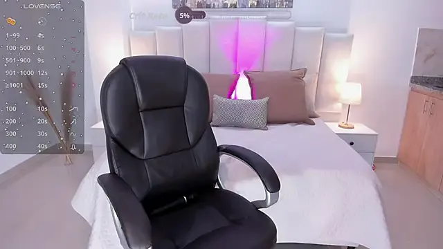 Liz_Hush – webcam model profile photo Image 19